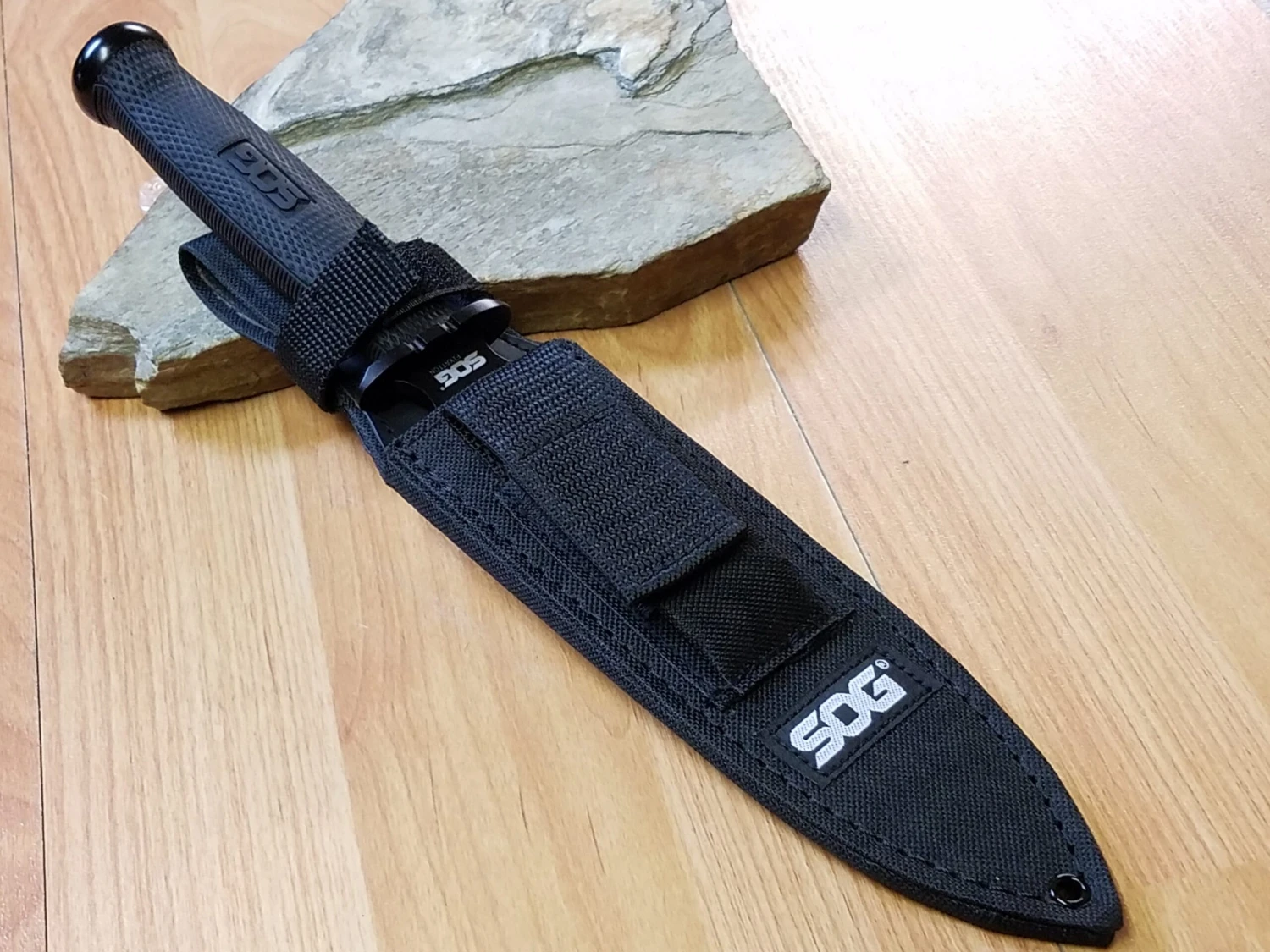 SOG Fixation 12" Bowie Fixed Blade Black Knife - Fx01ncp - Image 3